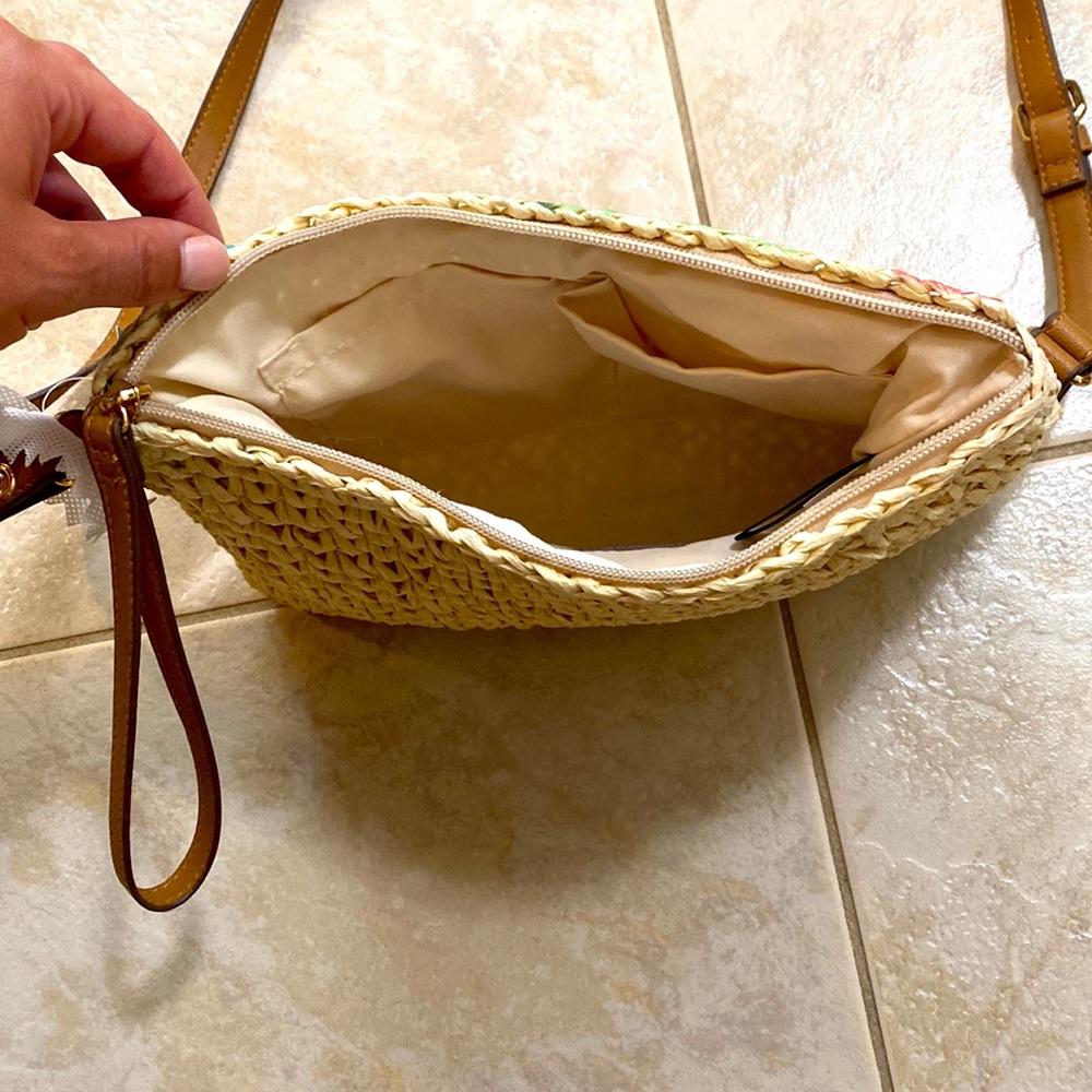 I.N.C International Concepts. straw purse. Floral - Picture 5 of 5